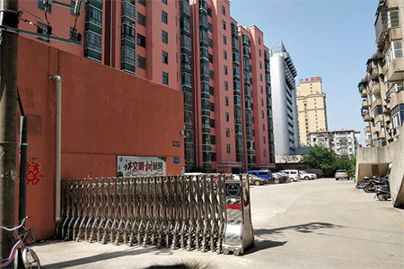 国泰民居2室2厅1卫100㎡双证带车库精装可按揭